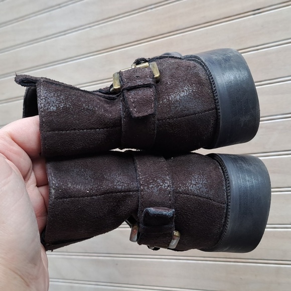 Aerosoles Sweet Ride Women's Brown Faux Suede Harness Side Chelsea Ankle Boots. - Picture 4 of 9